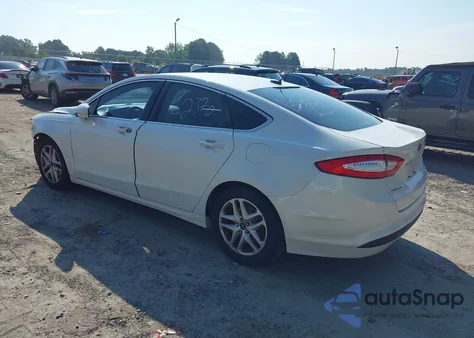 2015 Ford Fusion Se z USA, uszkodzony, nr VIN 3FA6P0HD7FR210946